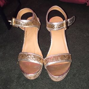 Gold wedges
